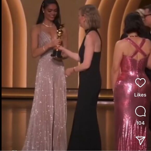 Mac Duggal 30725 Womens SHIMMER PLEATED V NECK GOWN Oscars - Picture 5 of 16